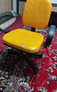 میز و صندلی