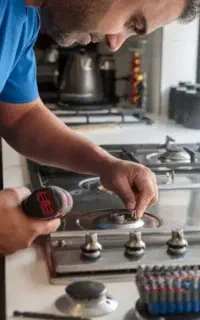 نصب وتعمیر تخصصی اجاق گاز
