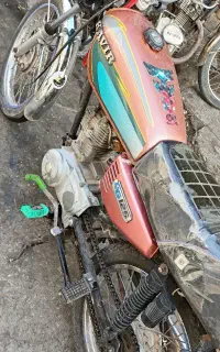 موتور ۸۲ پلاک ملی درحد