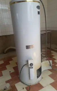 هود ابگرمکن و تعداد ۲۵ قاب شیشه