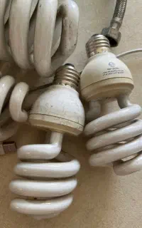 تعدادی وسایل برقی
