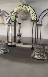میز تالار السا
