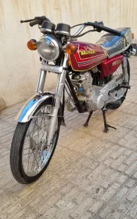 هندا ۱۲۵ مدل ۹۲ فوق تمیز