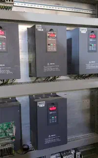 اینورتر تعمیرات درایو اینورتر صنعتی CNC PLC