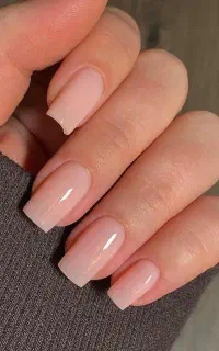 کاشت ناخن فقط 450