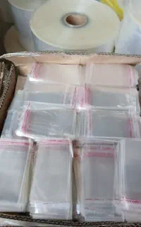 سلفون لب چسبدار  لبچسب