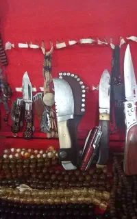 چاقو وتسبیح