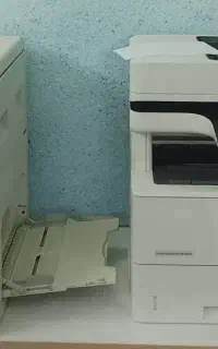 سه عدد فتوکپی و پرینتر