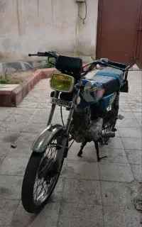 موتور۱۲۵ مزایده
