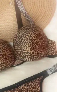 لباس زیر زنانه