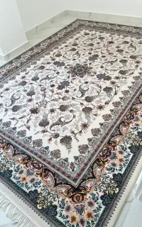 فرش ۷۰۰ درحد نو