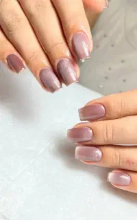 کاشت ناخن ژل ۴۲۰