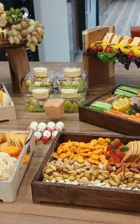 آموزش و سفارش کیک و فینگر فود