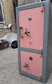 گاوصندوق دو طبقه