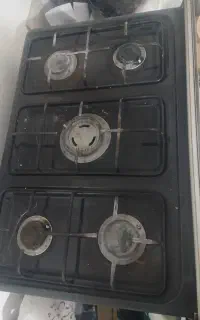 گاز آشپزخونه ۵ شعله و آبگرمکن ۲۰۰ لیتری گازی