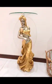 مجسمه زرین طلای وبرنز فرشته