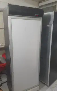 یخچال فریزر ایستاده مغازه