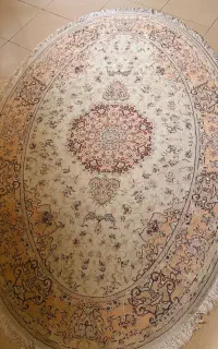 فرش بیضی