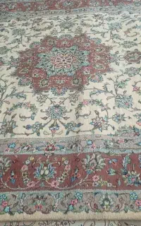 فرش دستبافت ۶متری