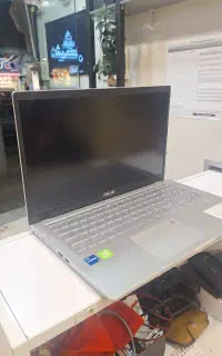 لپ‌تاپ ASUS R565E