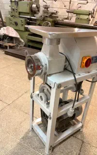 تعمیر انواع چرخ گوشت‌ صنعتی واگریگ