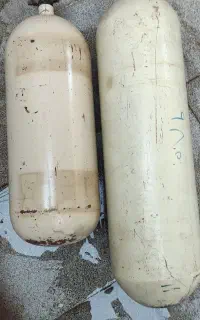 فروش دو عدد کپسول گاز کوچک و بزرگ