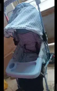 کالسکه نی نی لای لای