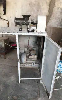 چرخ گوشت قدیمی