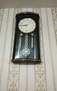 ساعت دیواری سالم