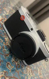 leica x2