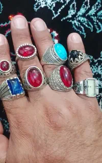 تعدادی انگترعیارنقرشان کمه شماره هم دارن