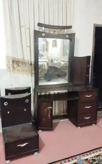 میز آرایش