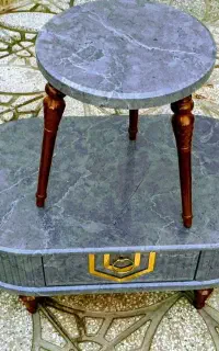 میز جلومبلی