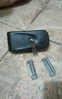 قفل درب آپارتمان و پارکینگ