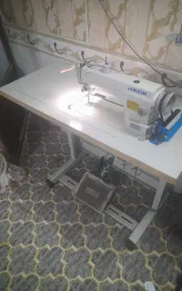 چرخ خیاطی راسته جک درحداک مدل۸۷۲۰باچراغ خانگی تمیز