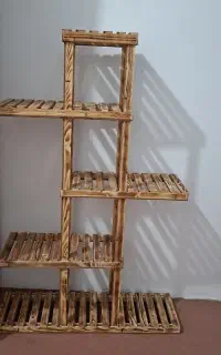 استندچوبی گلدان