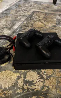 PS4 slim  پی اس فور اسلیم