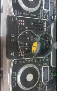 دستکاه دی جی نیومارک مدل ndx900
