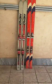 دو جفت چوب اسکی سالم