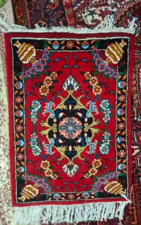 فرش زرنیم