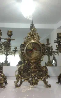 ساعت وشمعدان قدیمی سنگین