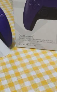 دسته ps5 رنگی بنفش در حد نو
