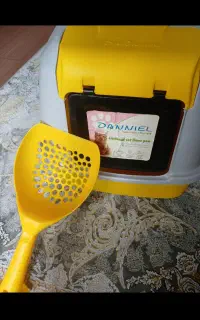 جای خاک گربه درب‌دار + کیف گربه + لوازم کاربردی