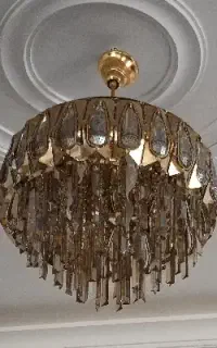 لوستر هر عدد ۱۲ تومن