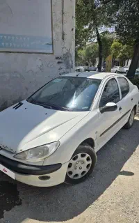 ۲۰۶ sd v1