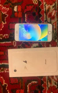 آیفون ۸ ۲۵۶ گیگ در حد نو