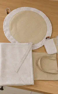 سرویس آشپزخانه کرم خال خالی