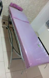 تخت فیشیال کار کرده و میز ناخن