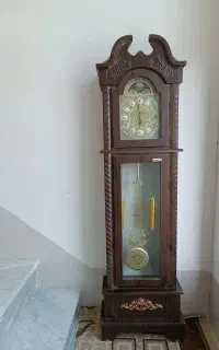 ساعت ایستاده