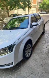 دنا پلاس توربو ۵ دنده مدل ۹۹ سانروف دار